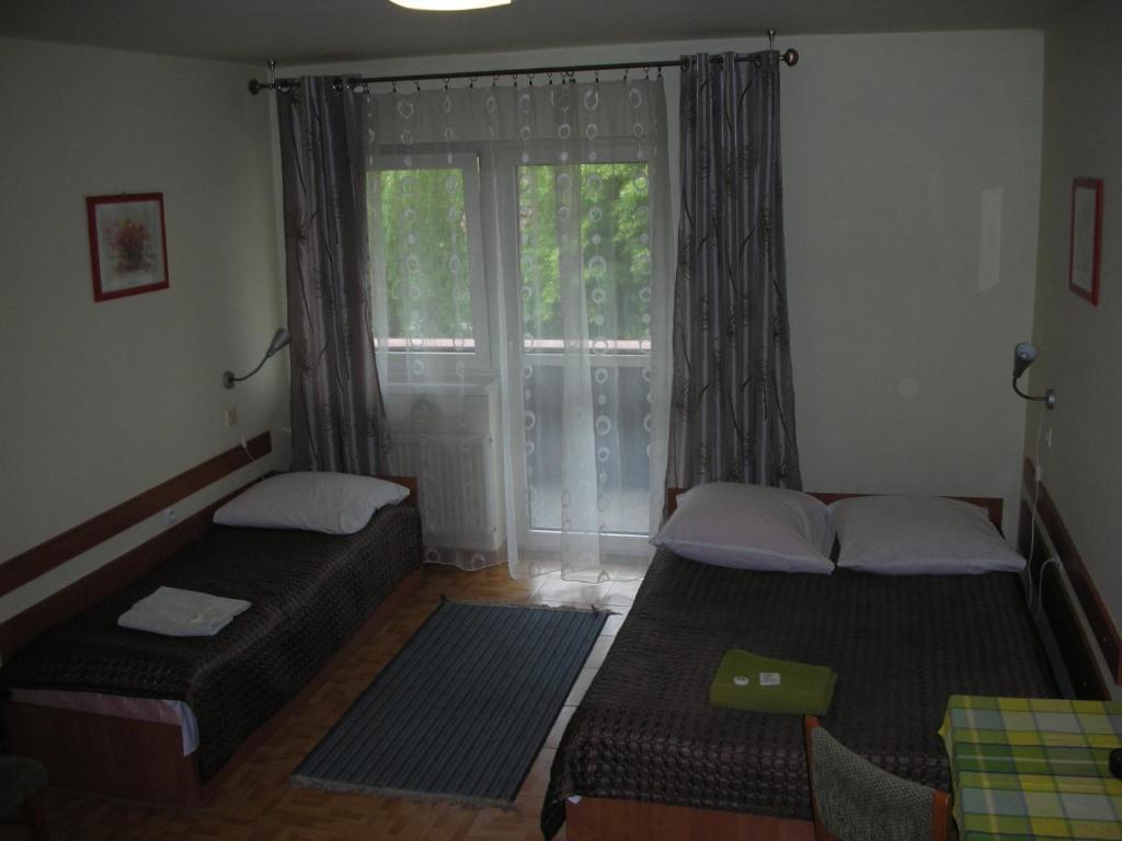 Zajazd Kosynier Węgrzce Habitación foto
